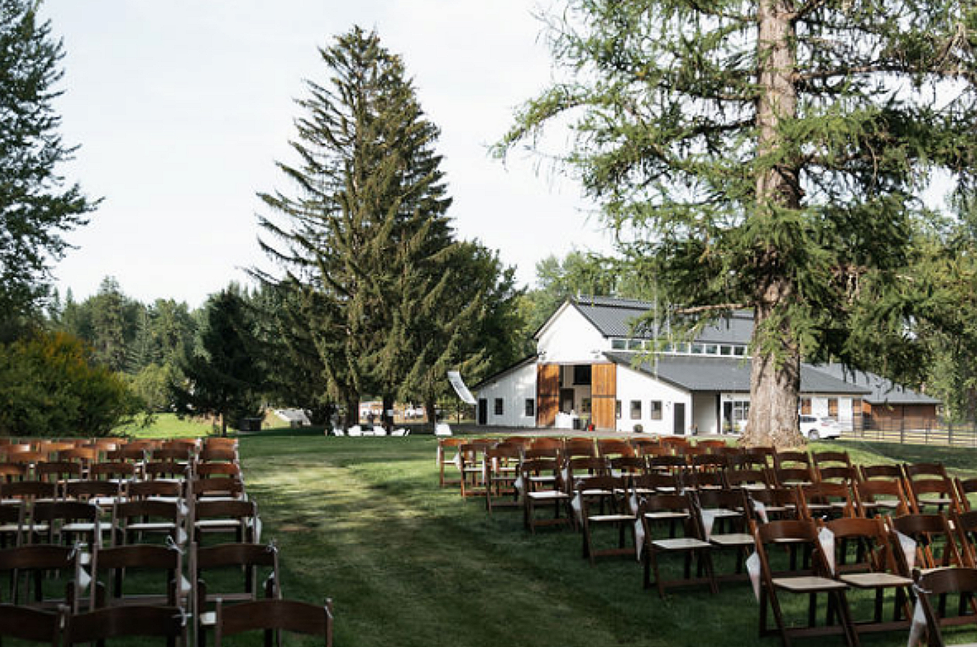 Castaways Farm red barn vacation relaxing exciting adventure