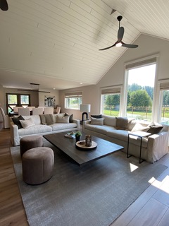 Castaways Farm red barn vacation relaxing exciting adventure